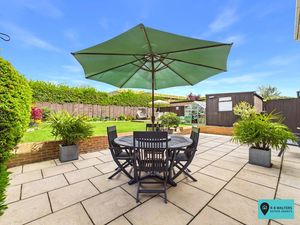 Patio Area - click for photo gallery